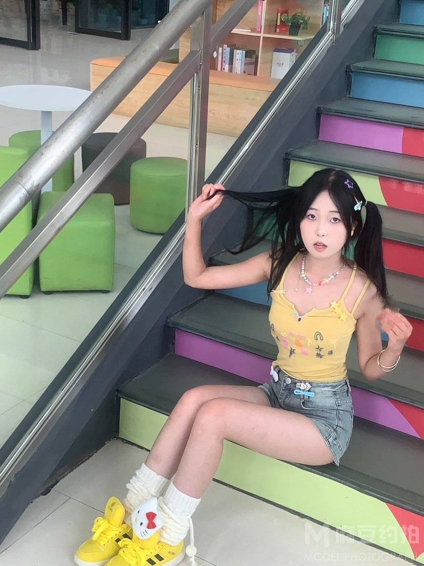 清新模特