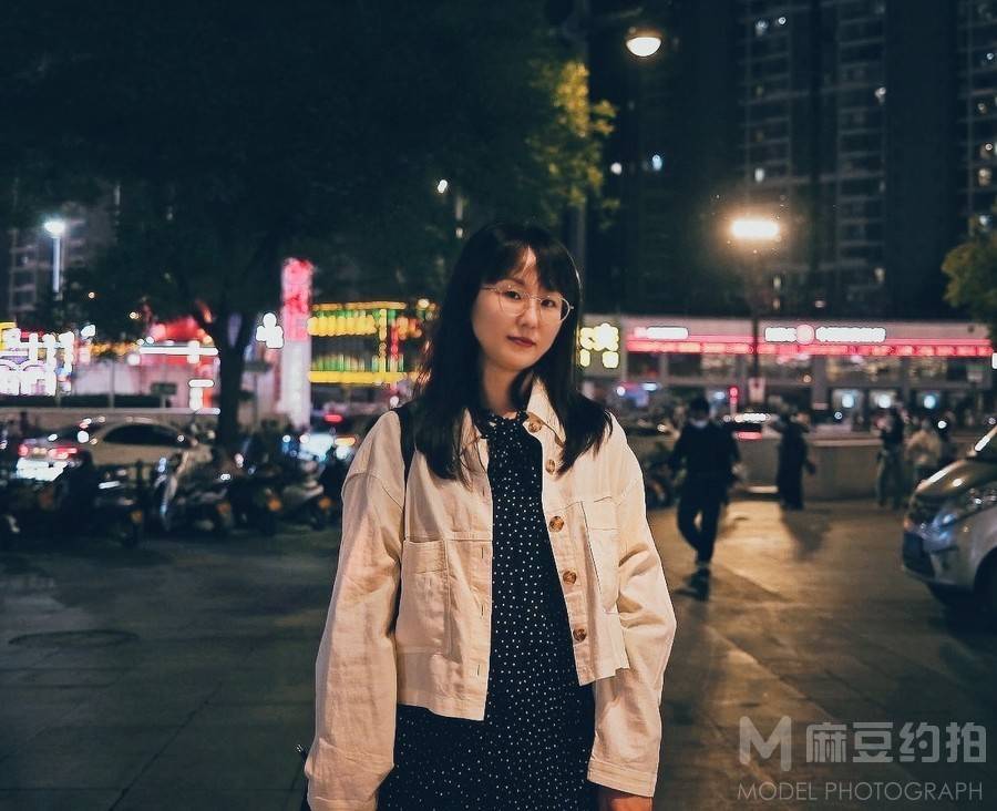 夜景模特