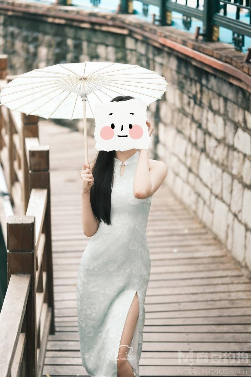 胶片模特