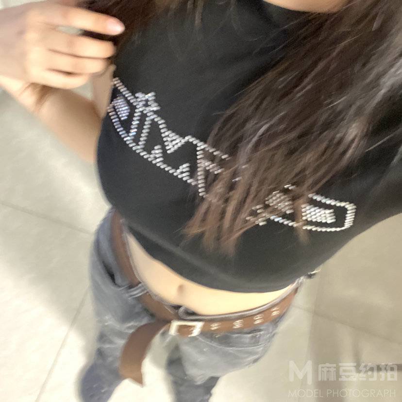 宝丽来模特