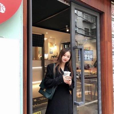 黑白模特