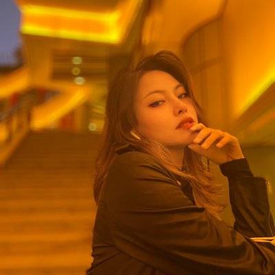 黑白模特