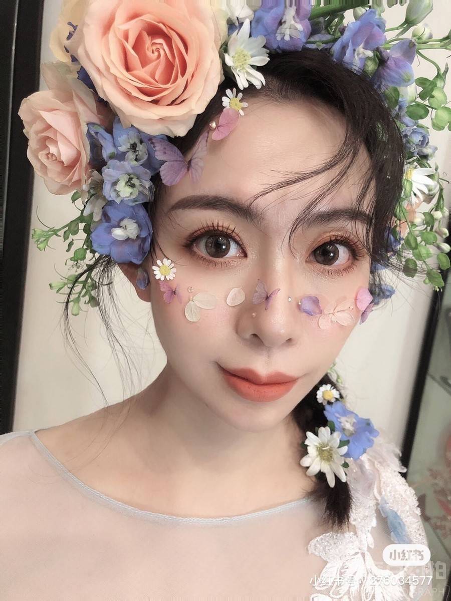妆容模特