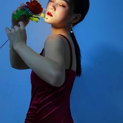 情绪模特
