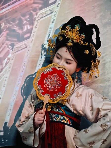 汉服模特