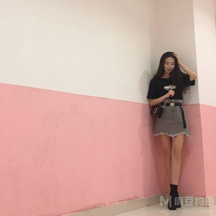 校园模特