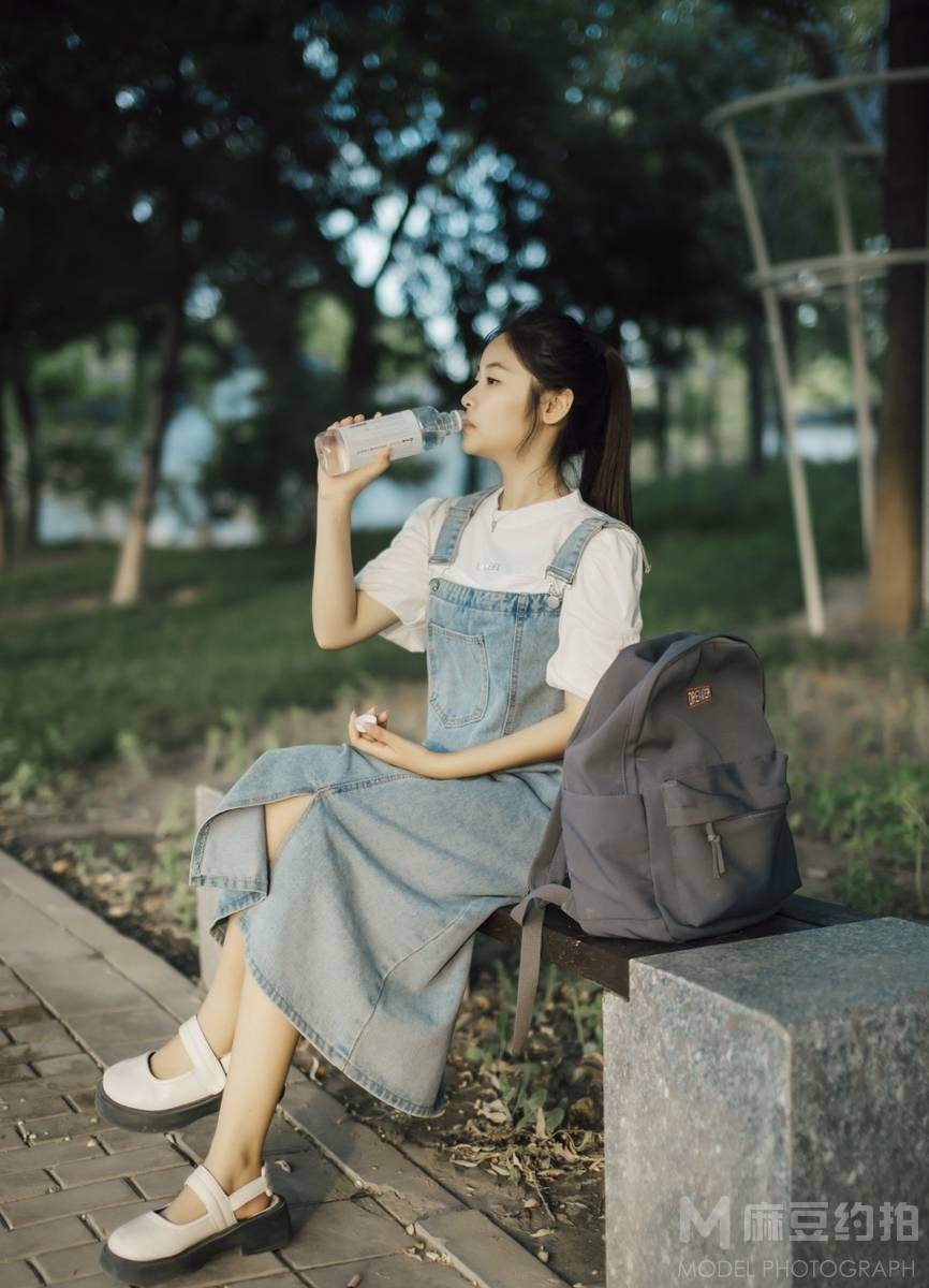 清新模特