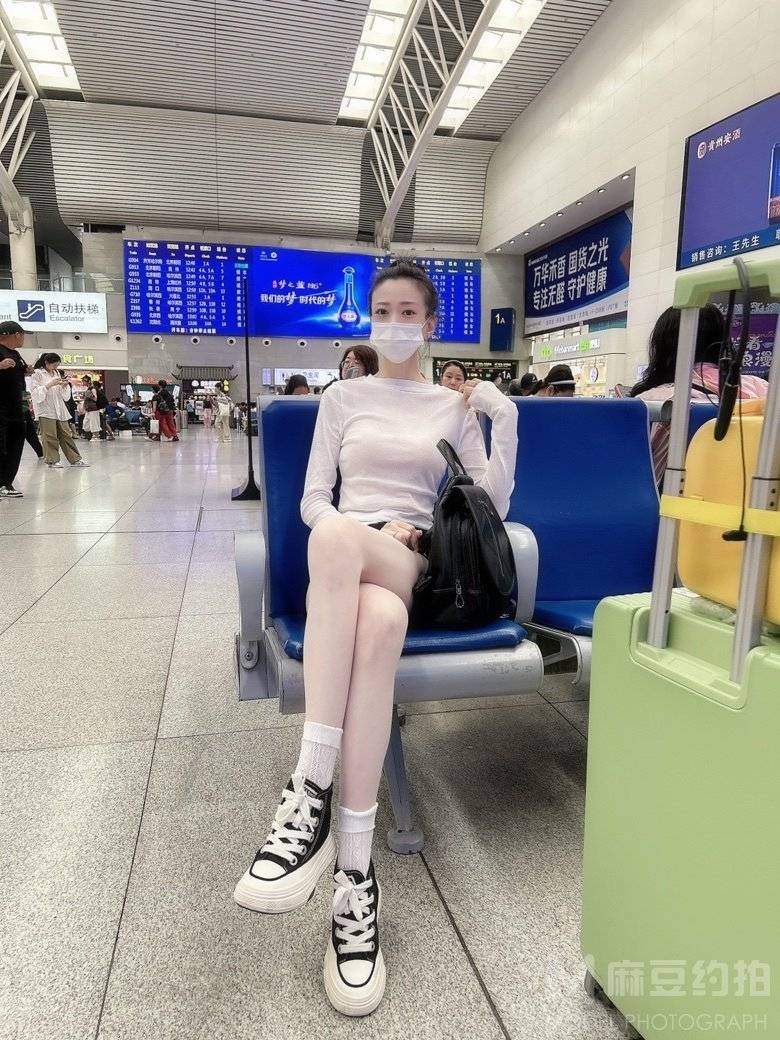 纪实模特