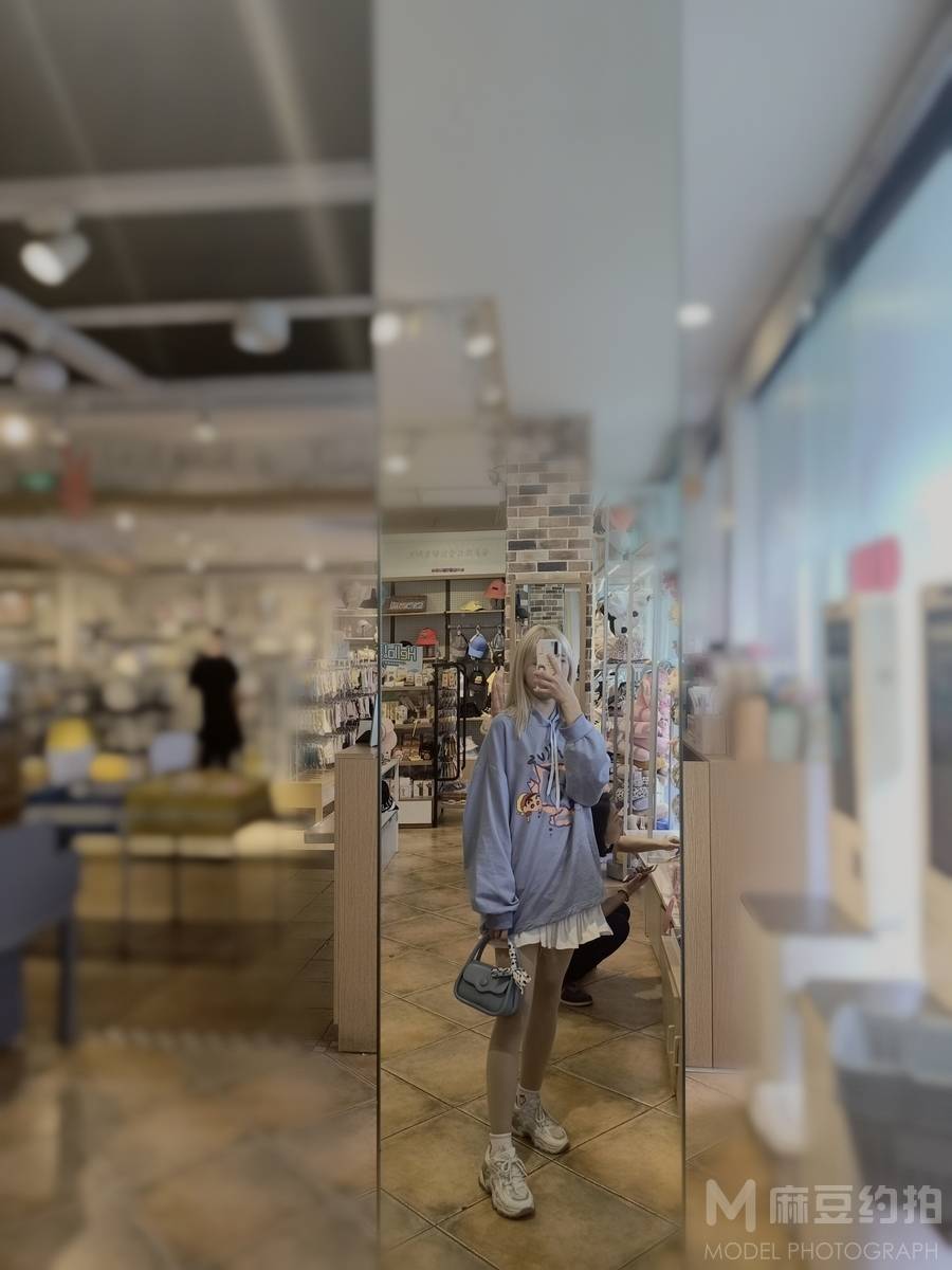 清新模特
