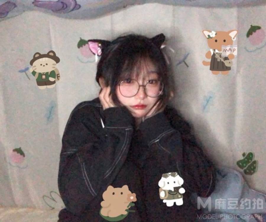 清新模特
