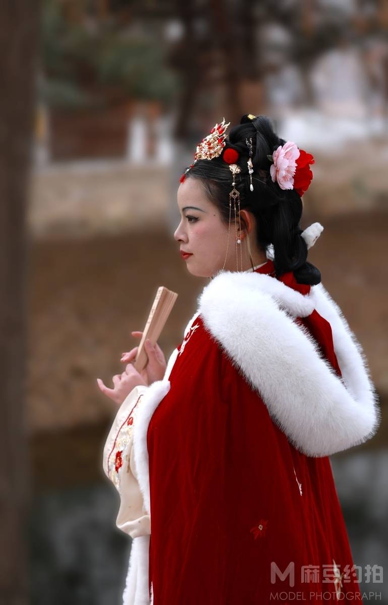 黑白模特