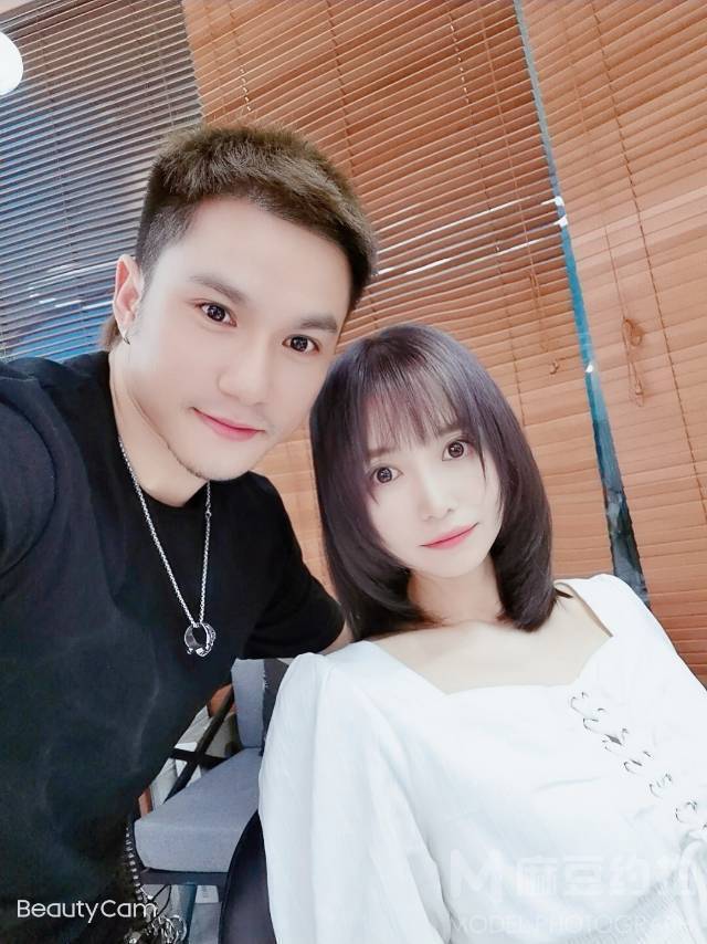 情侣模特