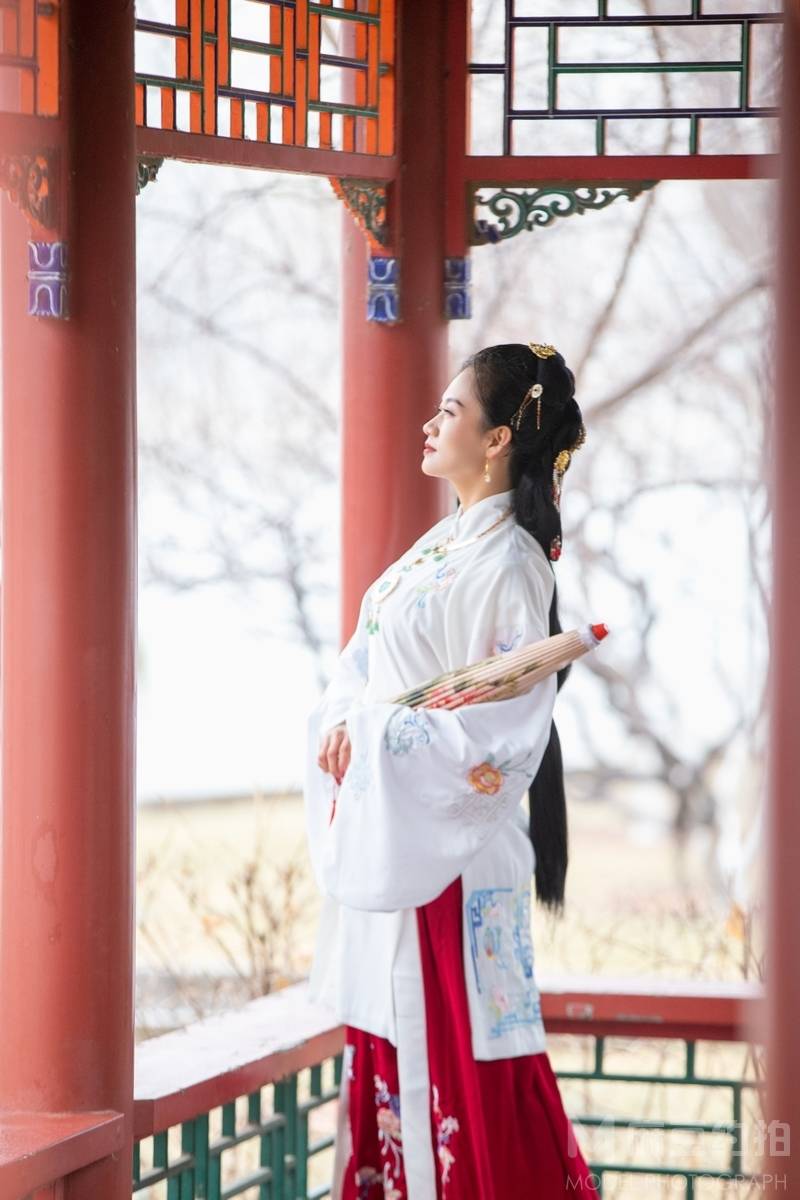 汉服模特