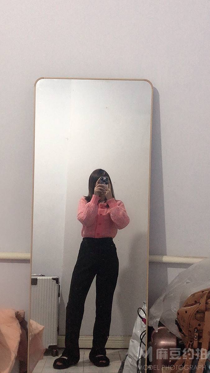 黑白模特