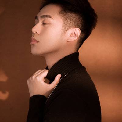 黑白模特