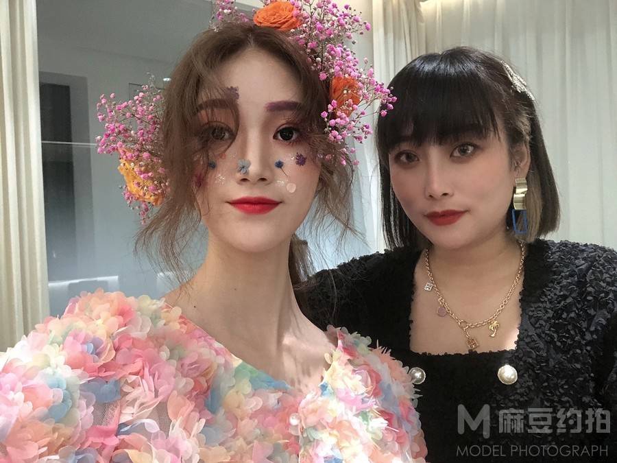 妆容模特