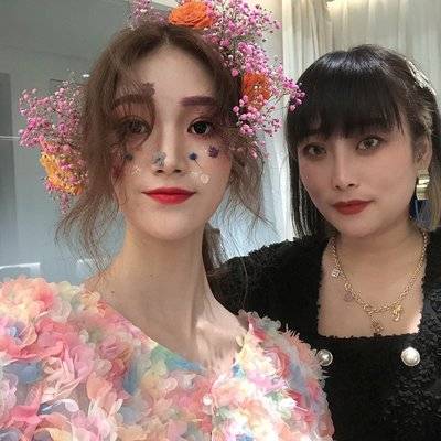 妆容模特