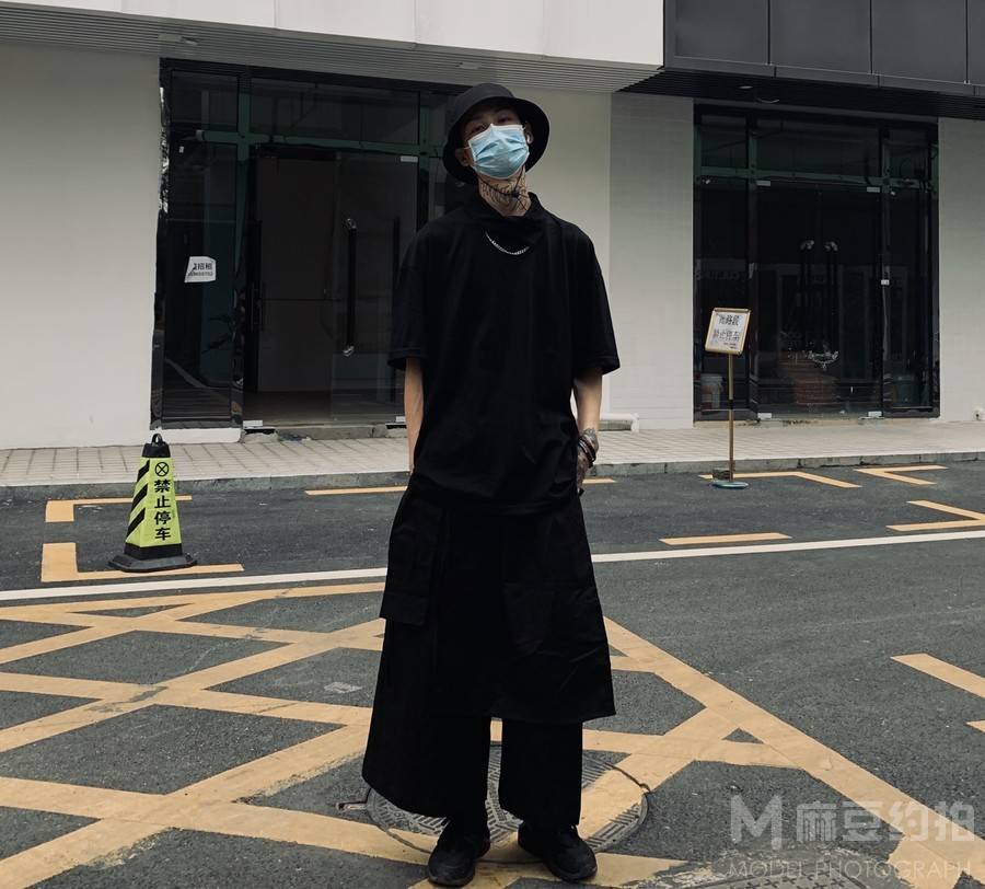暗黑模特