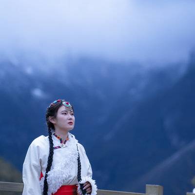 汉服模特