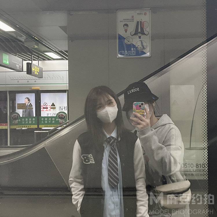 校园模特