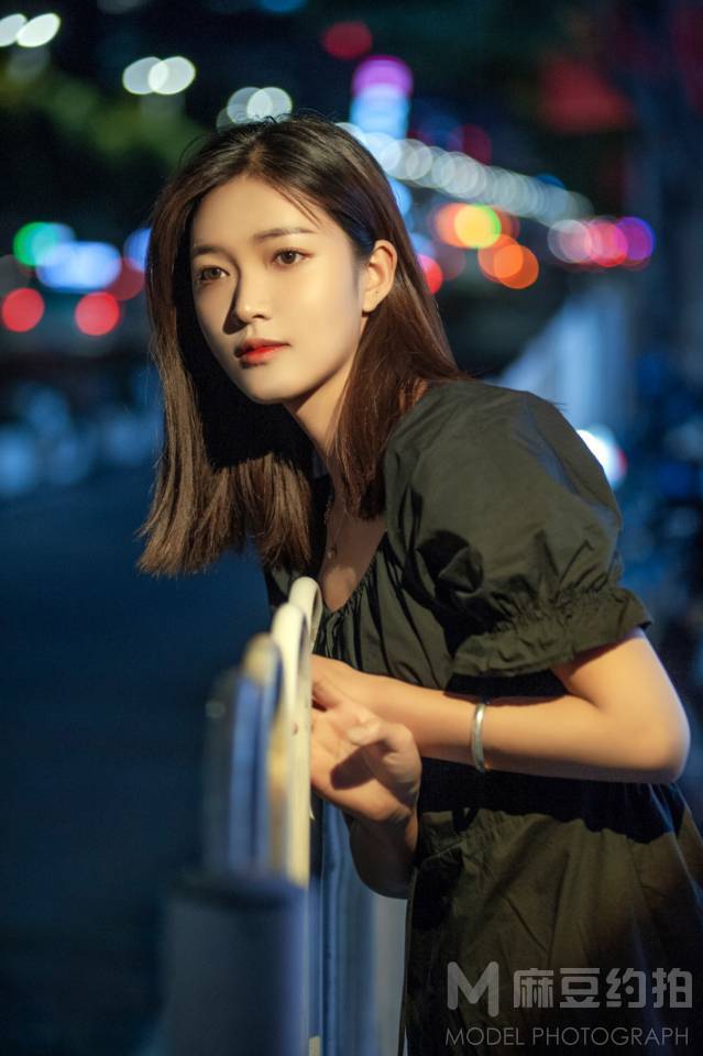 夜景模特