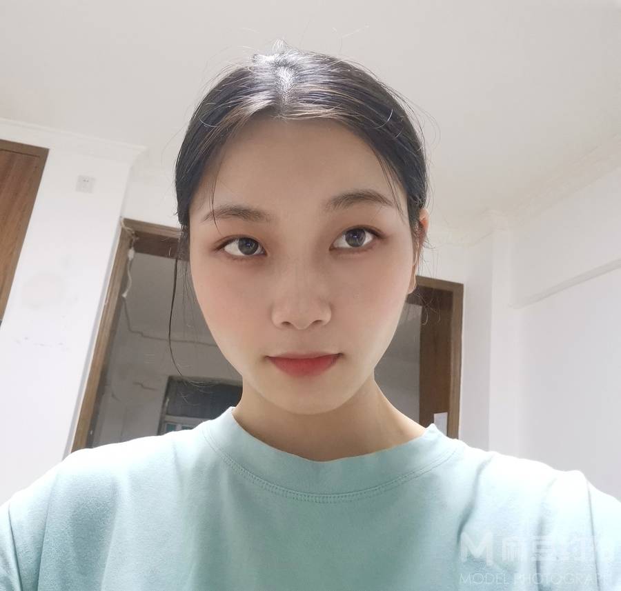 纪实模特