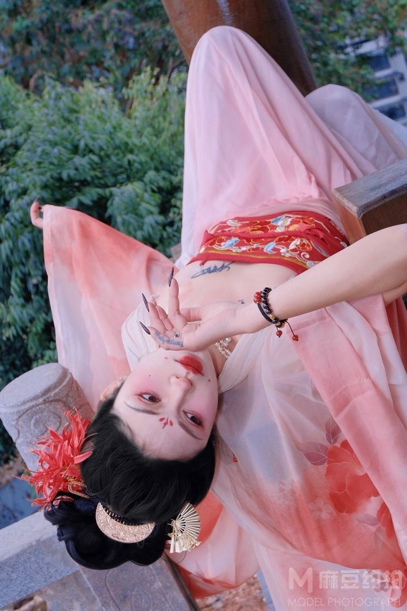 古风模特