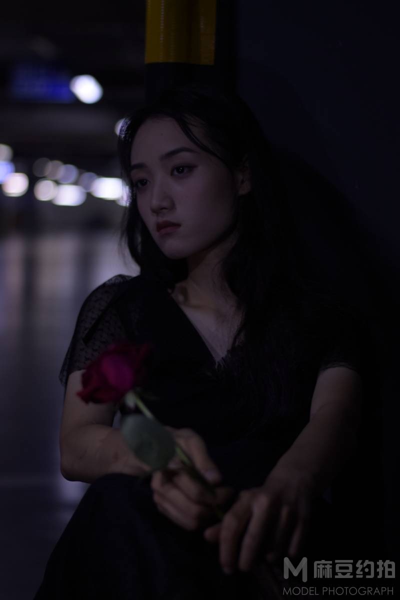 情绪模特