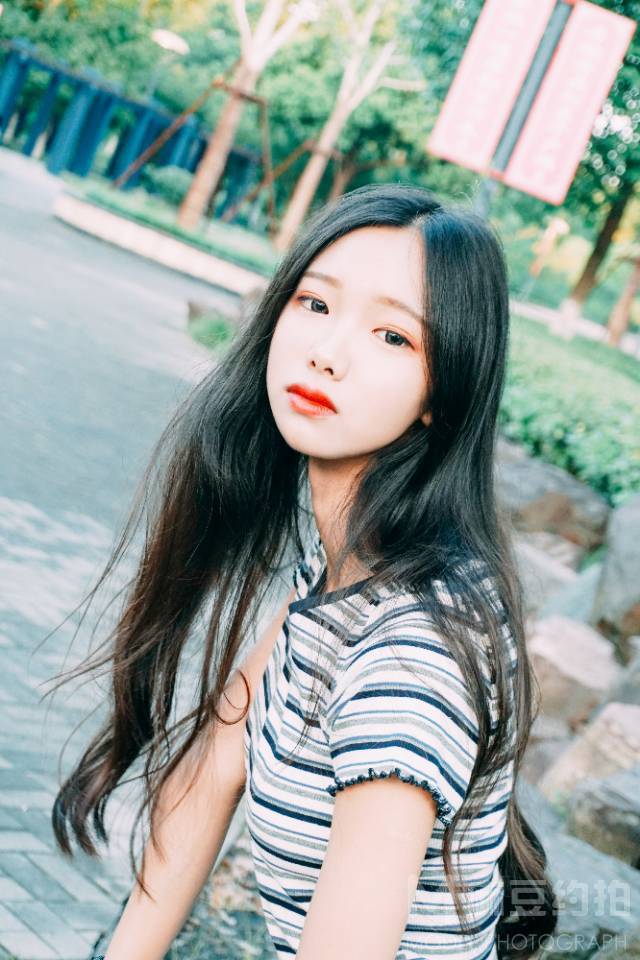 清新模特