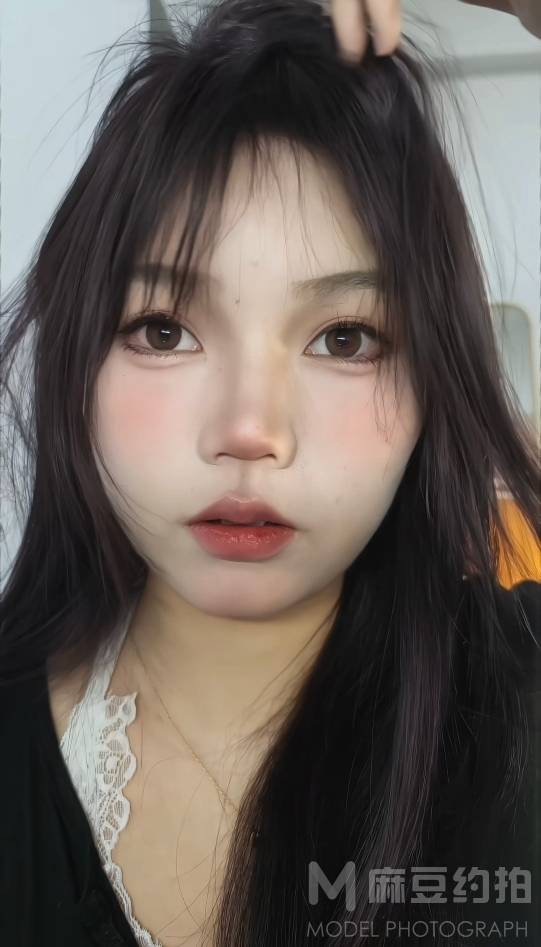 妆容模特