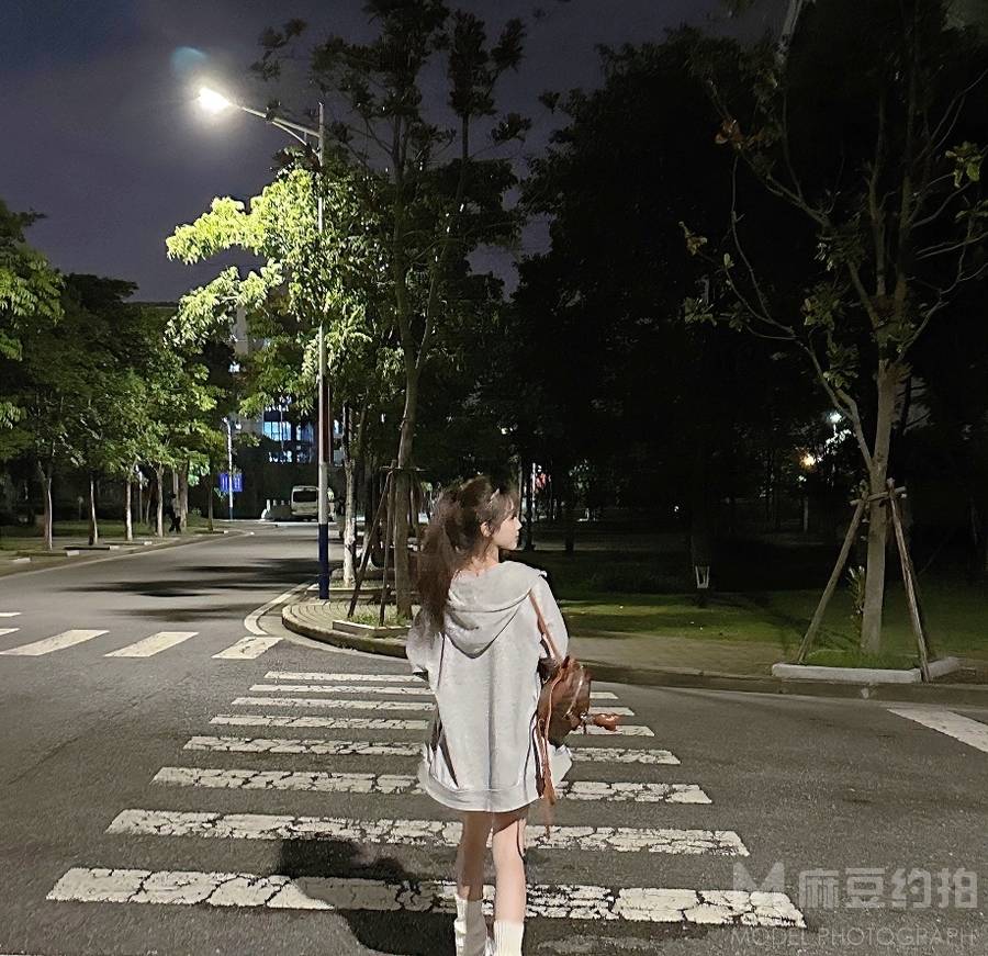 夜景模特