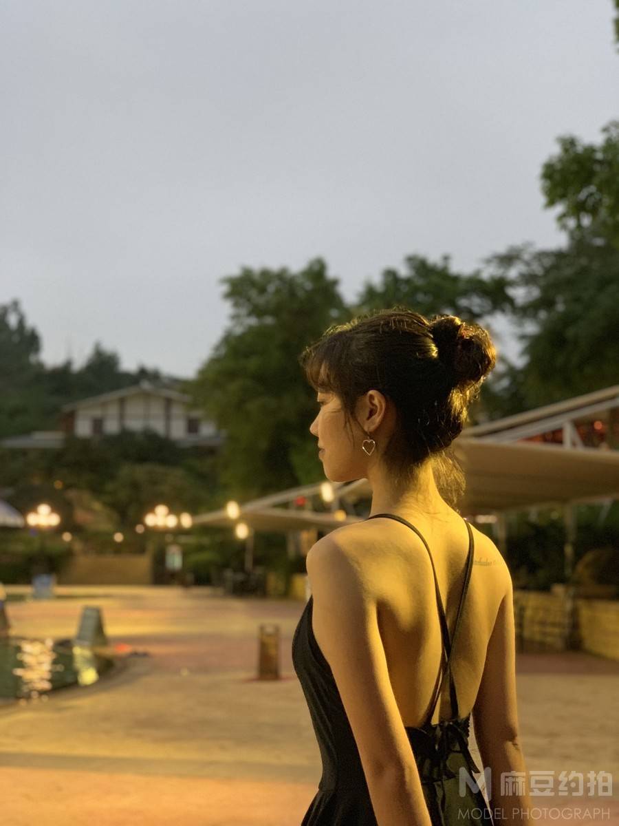夜景模特