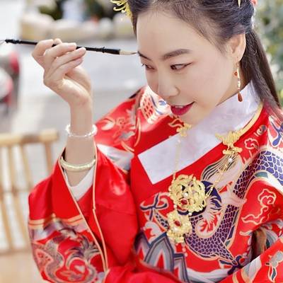 汉服模特