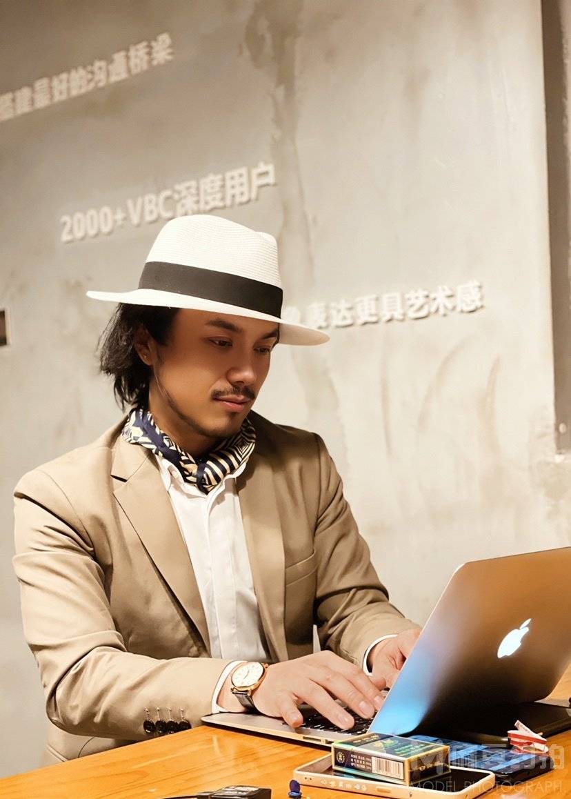 商务模特