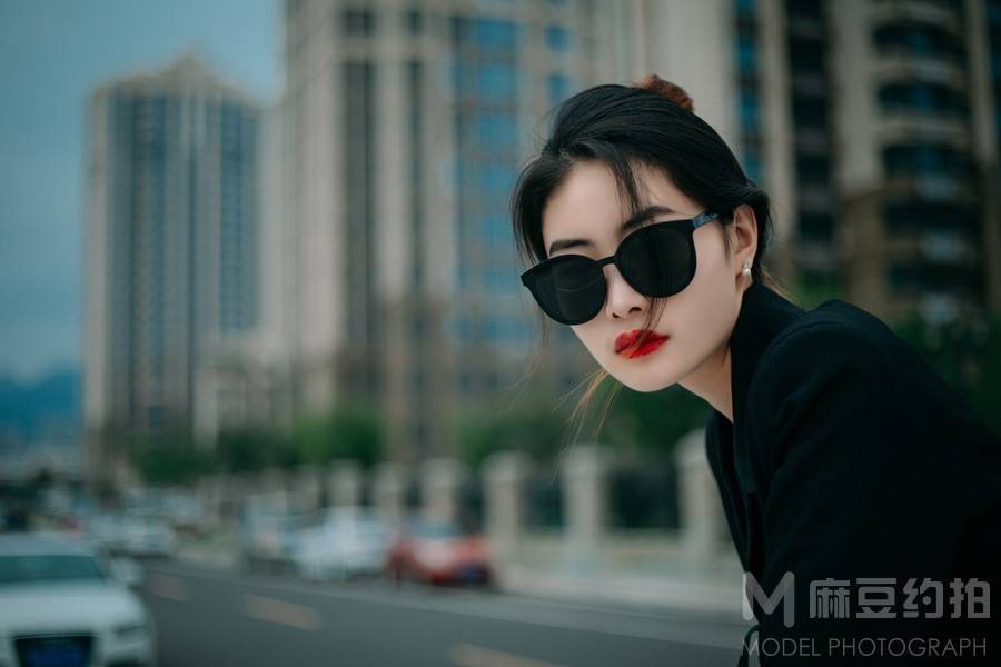 黑白模特