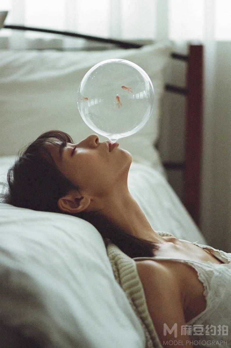 胶片模特