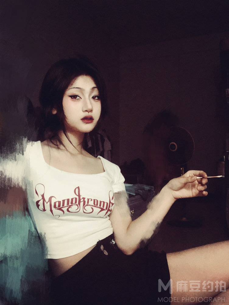 黑白模特