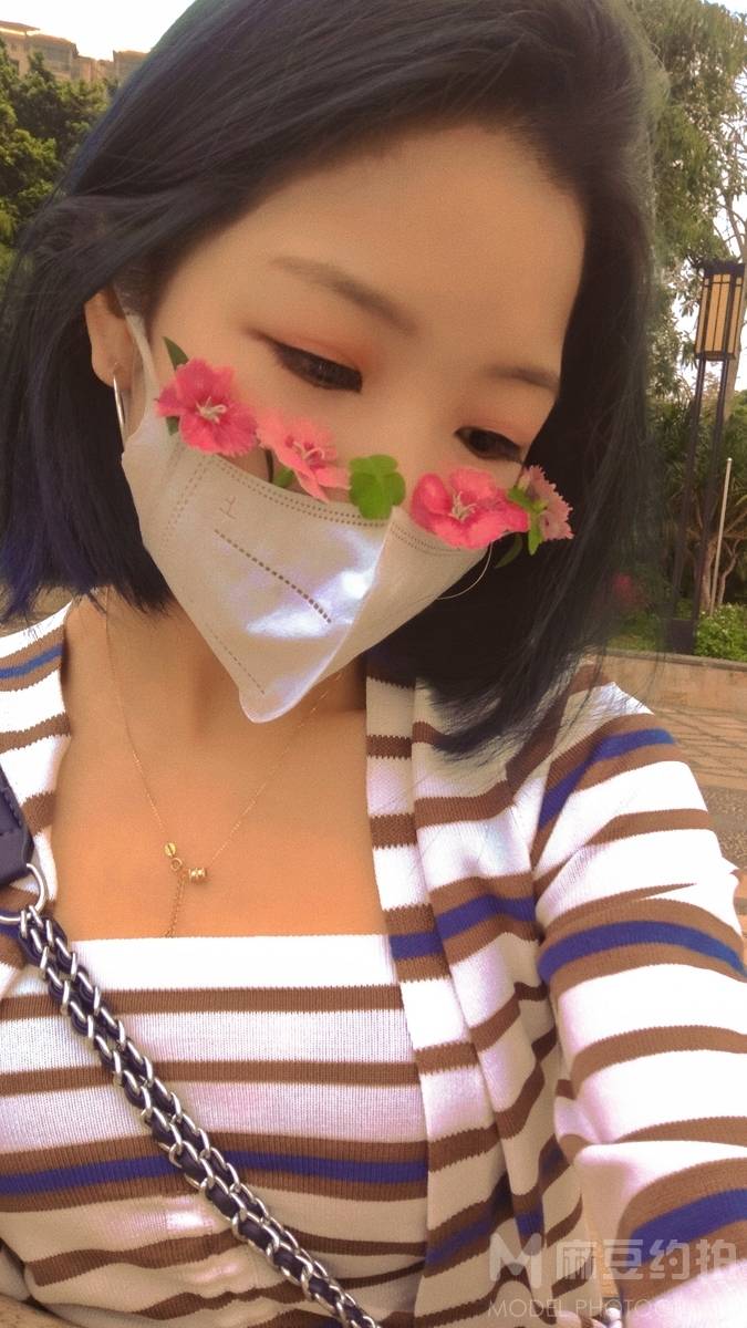 纪实模特