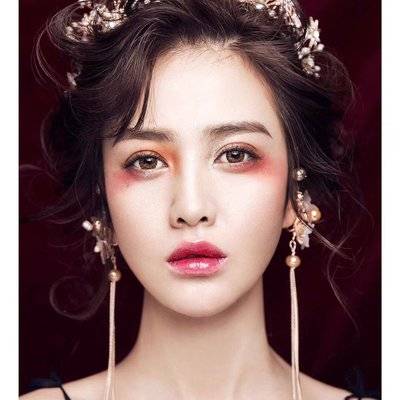 妆容模特