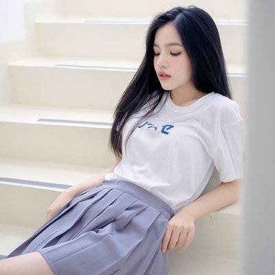 黑白模特