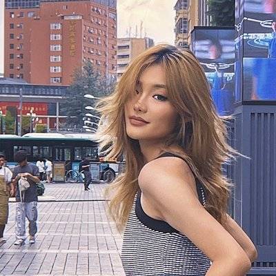 黑白模特