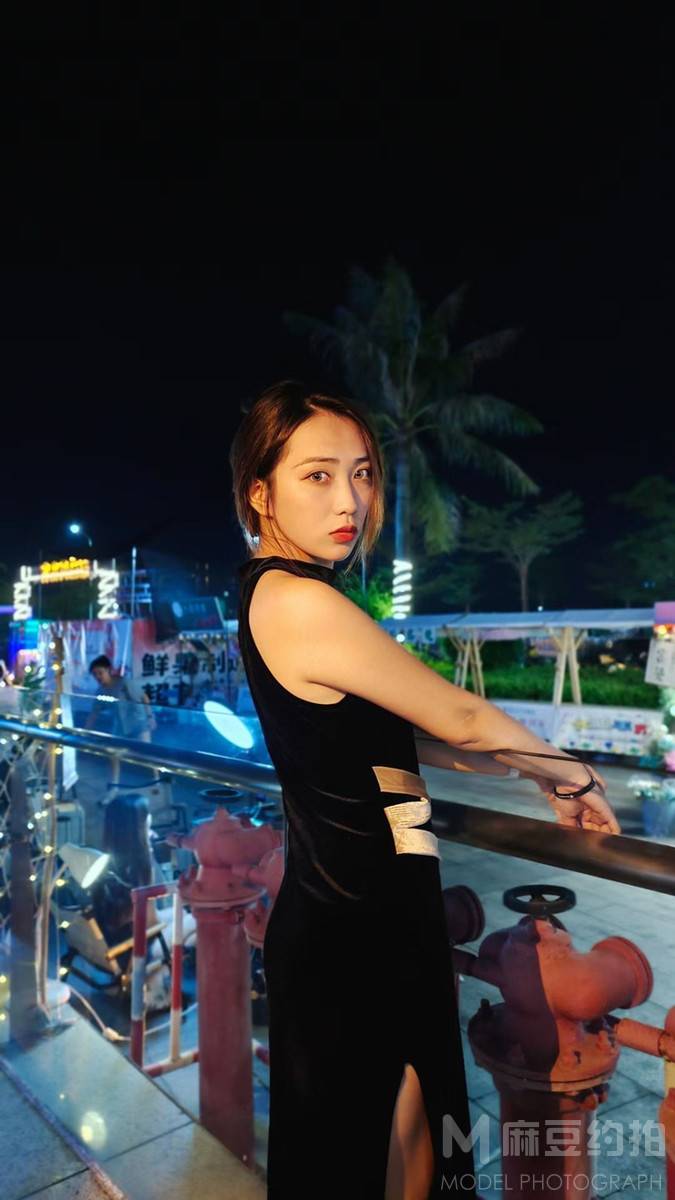 夜景模特