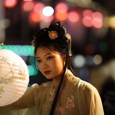 汉服模特