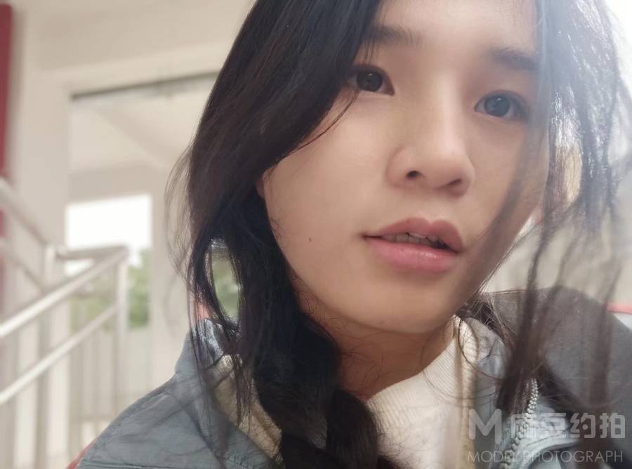 纪实模特