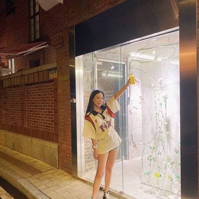 夜景模特