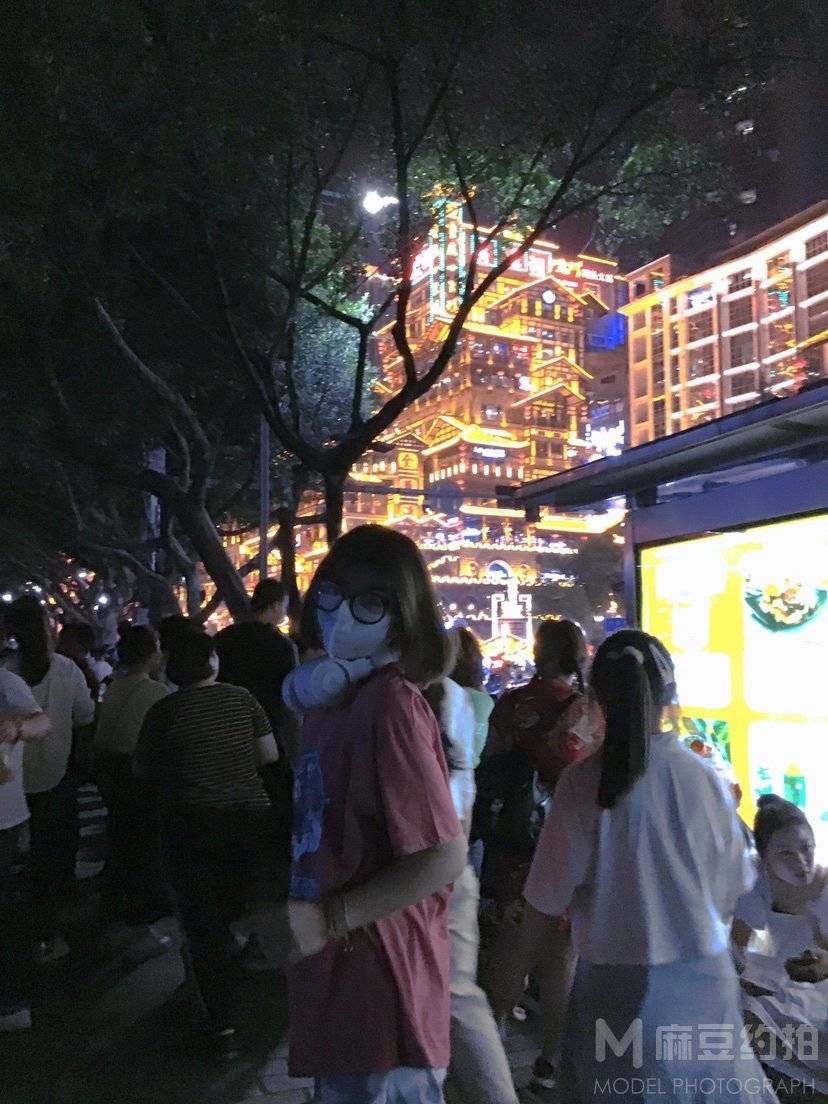 校园模特