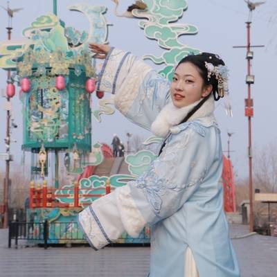 汉服模特