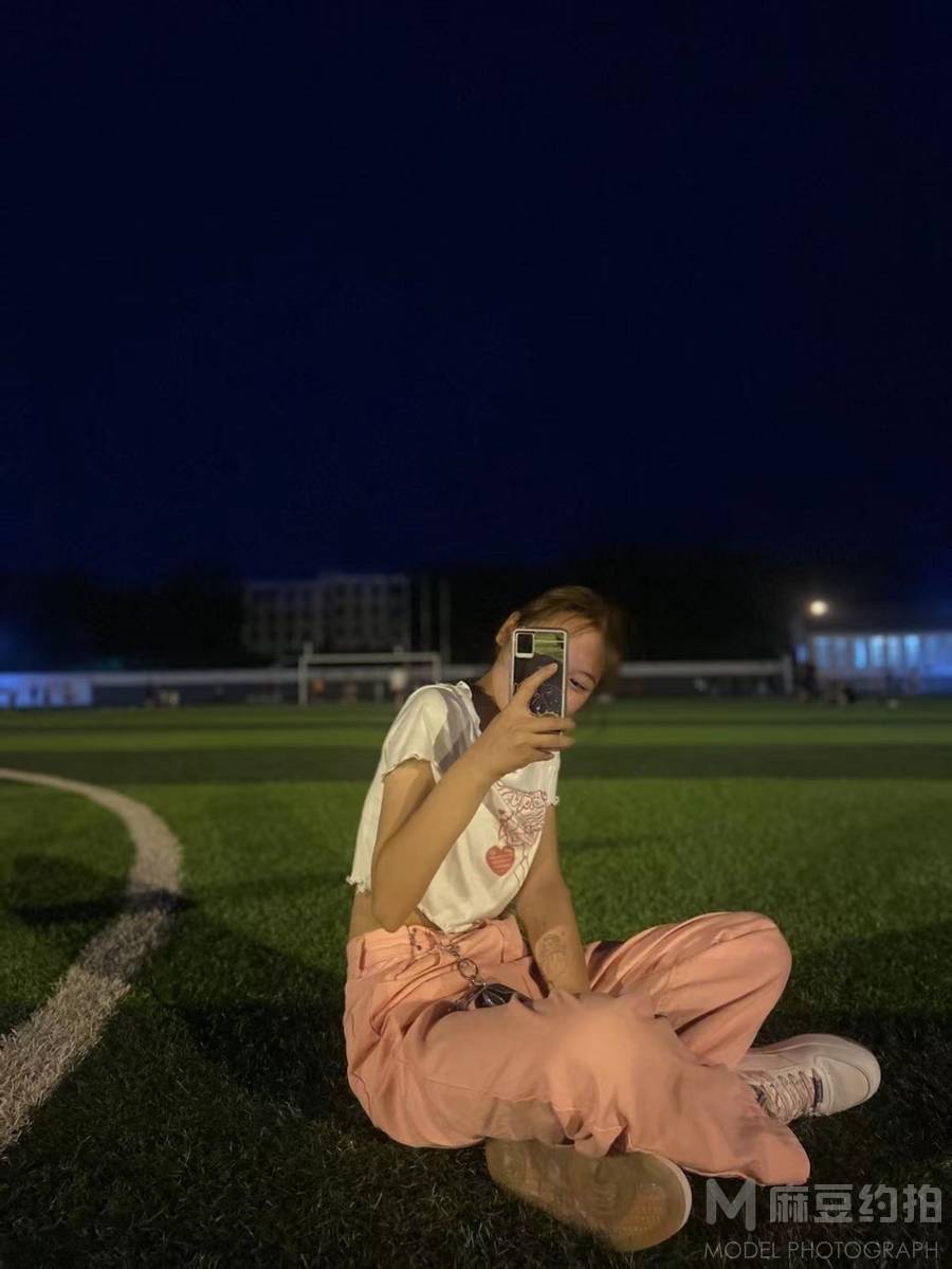 胶片模特