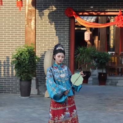汉服模特