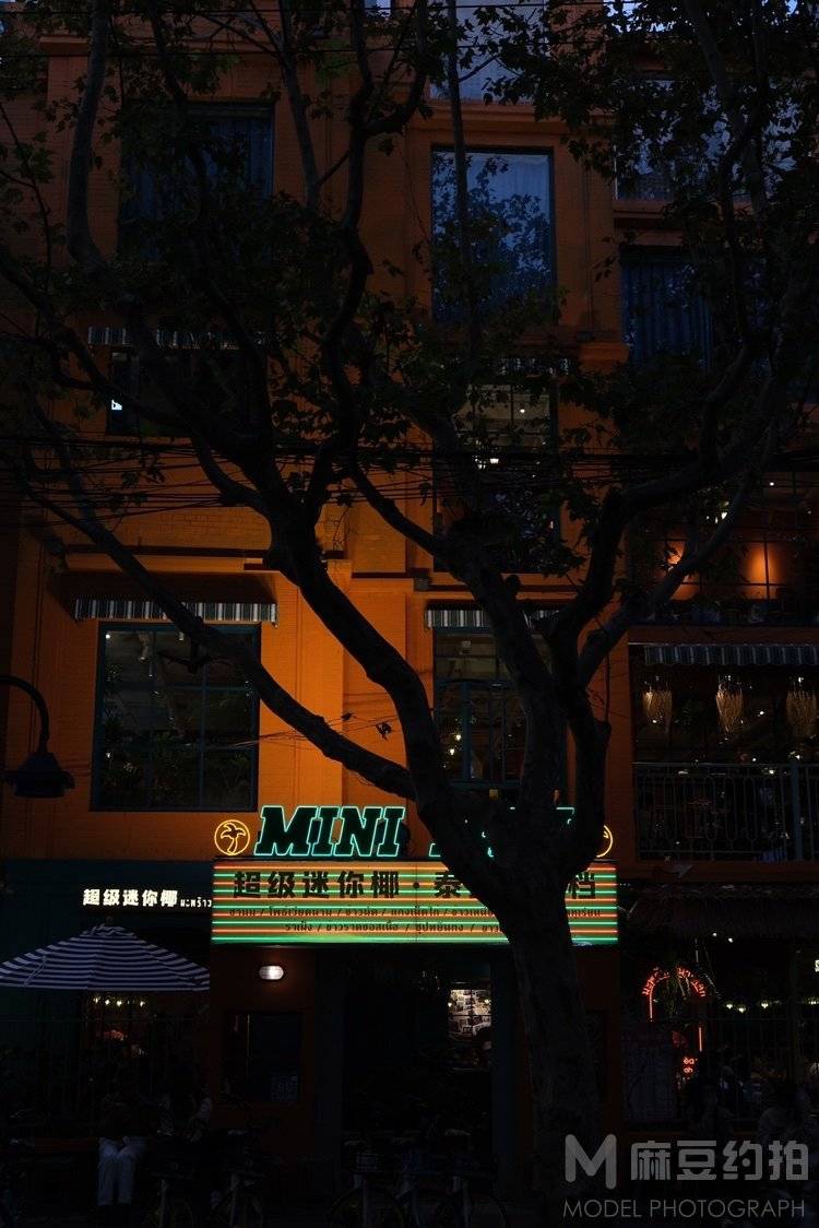商务模特